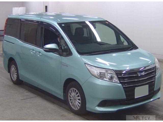 2014 Toyota Noah