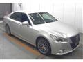 2013 Toyota Crown