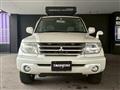 2004 Mitsubishi Pajero iO