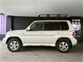 2004 Mitsubishi Pajero iO