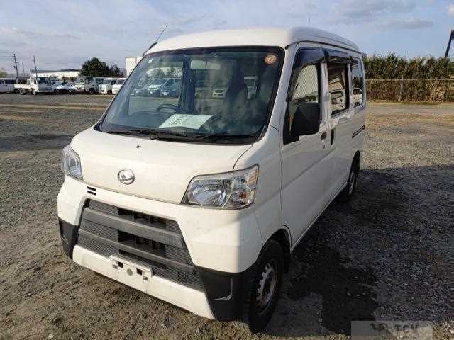 2018 Daihatsu Hijet Cargo
