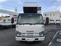 2013 Isuzu Elf Truck