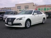 2013 Toyota Crown