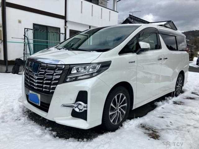 2015 Toyota Alphard Hybrid