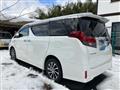 2015 Toyota Alphard Hybrid