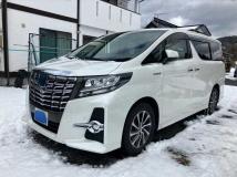 2015 Toyota Alphard Hybrid