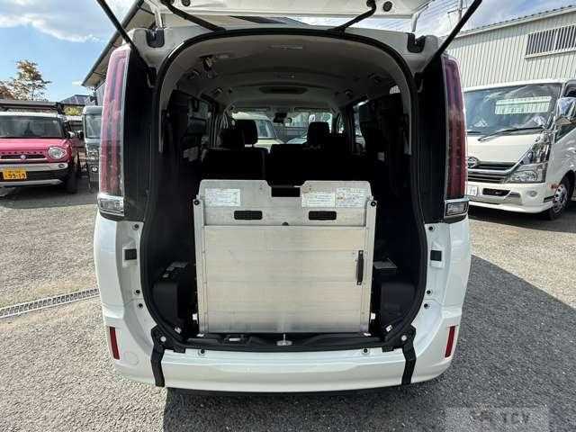 2018 Toyota Noah