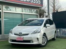 2012 Toyota PRIUS α