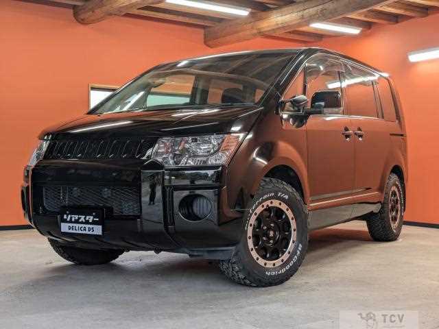 2018 Mitsubishi Delica D5