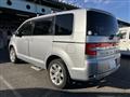 2016 Mitsubishi Delica D5