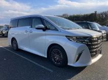 2023 Toyota Alphard Hybrid