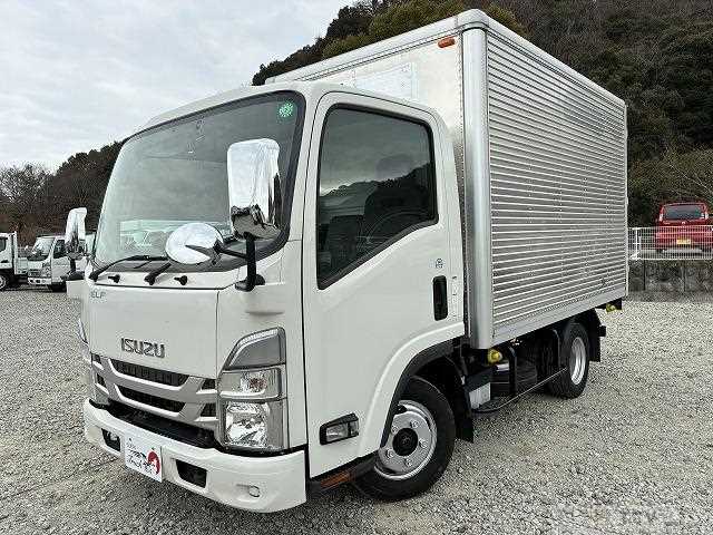 2021 Isuzu Elf Truck