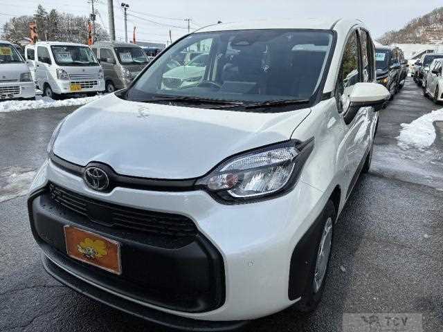 2023 Toyota Sienta