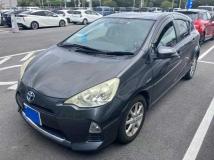 2013 Toyota AQUA