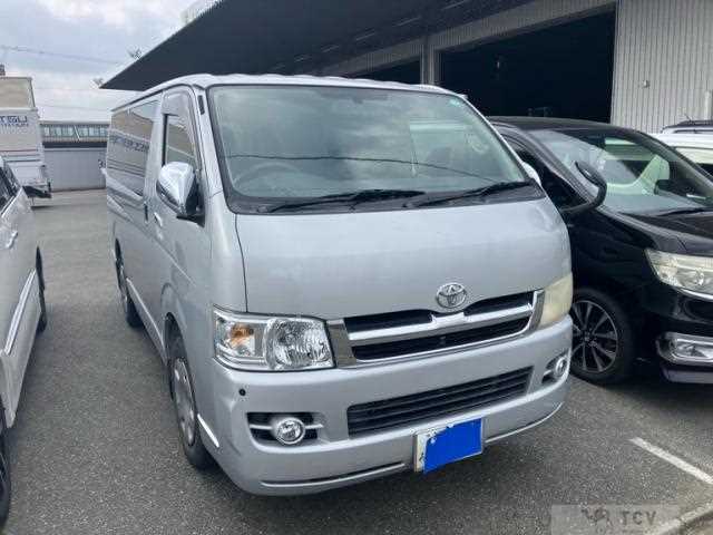 2005 Toyota Hiace Van
