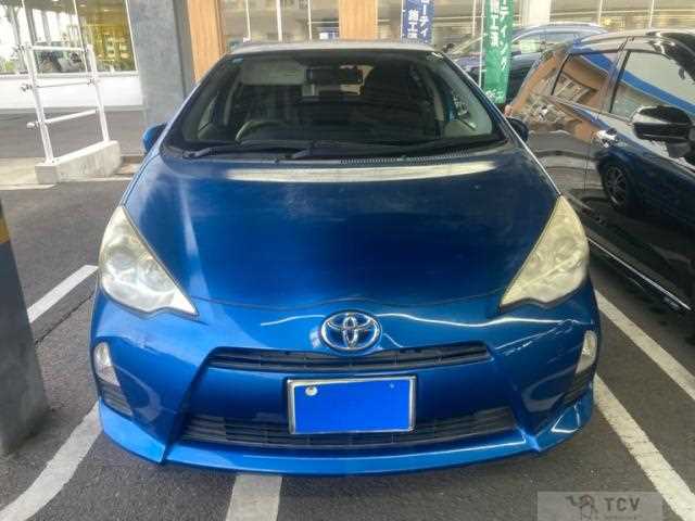 2013 Toyota AQUA