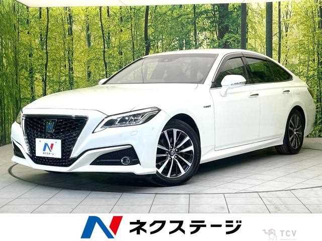 2019 Toyota Crown Hybrid