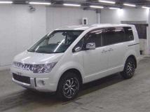 2013 Mitsubishi Delica D5