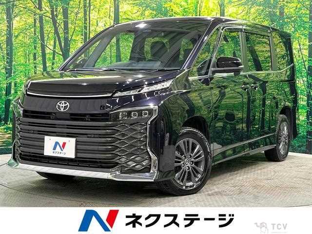 2022 Toyota Voxy