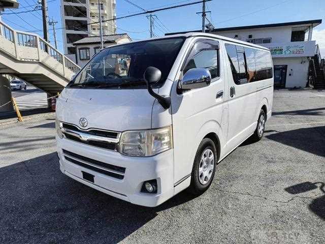 2013 Toyota Regiusace Van