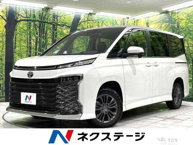 2025 Toyota Voxy