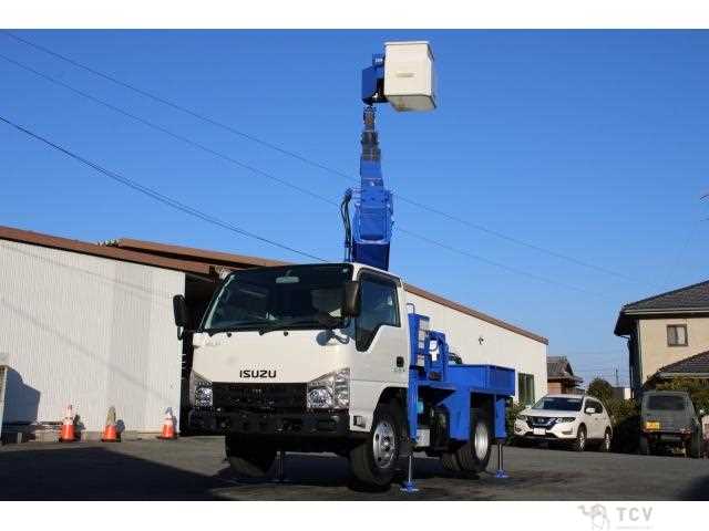 2016 Isuzu Elf Truck