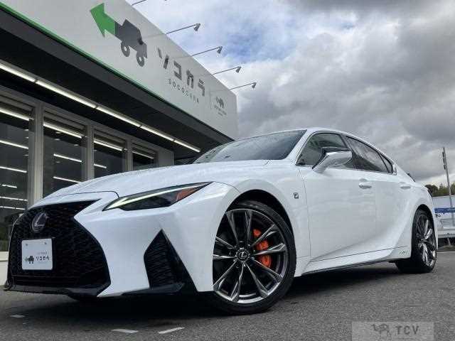 2021 Lexus IS