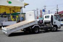 2017 Isuzu Elf Truck