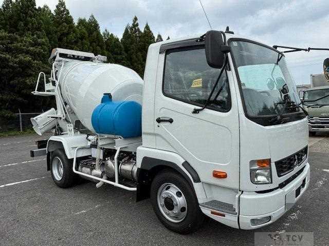 2025 Mitsubishi Fuso Fighter