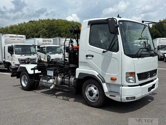 2025 Mitsubishi Fuso Fighter