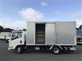 2016 Isuzu Elf Truck