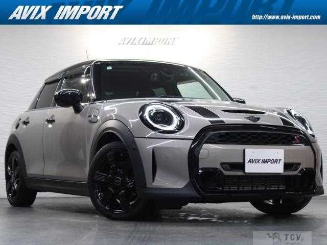 2022 BMW MINI