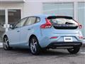2017 Volvo V40