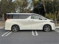 2019 Toyota Alphard Hybrid