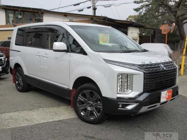 2023 Mitsubishi Delica D5