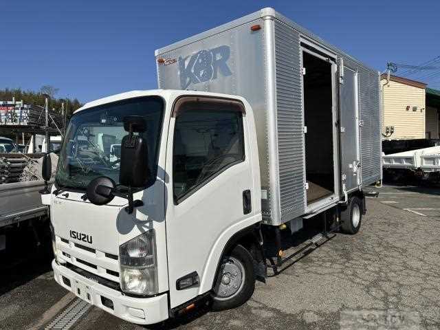 2013 Isuzu Elf Van
