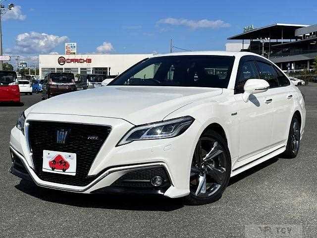2018 Toyota Crown Hybrid