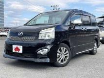2013 Toyota Voxy