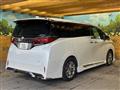2023 Toyota Alphard Hybrid