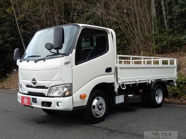 2021 Hino Dutro