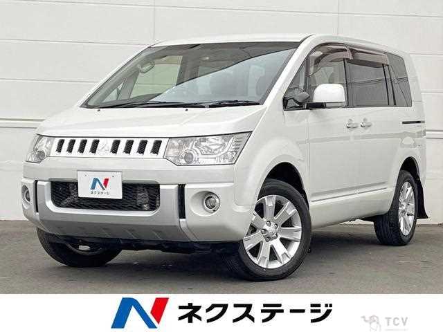 2015 Mitsubishi Delica D5