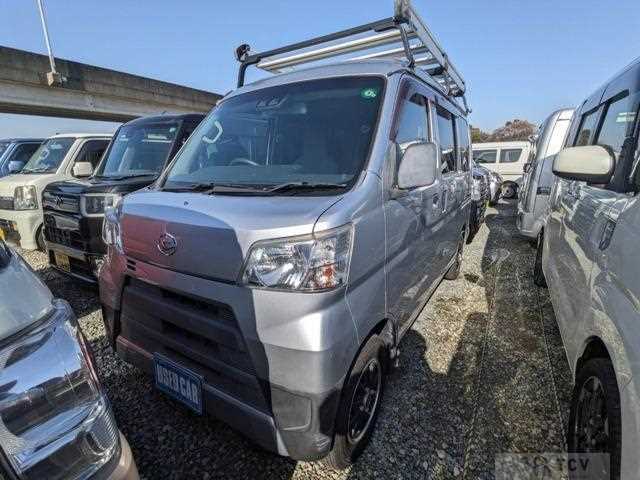 2018 Daihatsu Hijet Cargo
