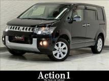 2016 Mitsubishi Delica D5