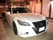 2013 Toyota Crown Hybrid