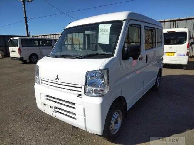 2023 Mitsubishi Minicab Van