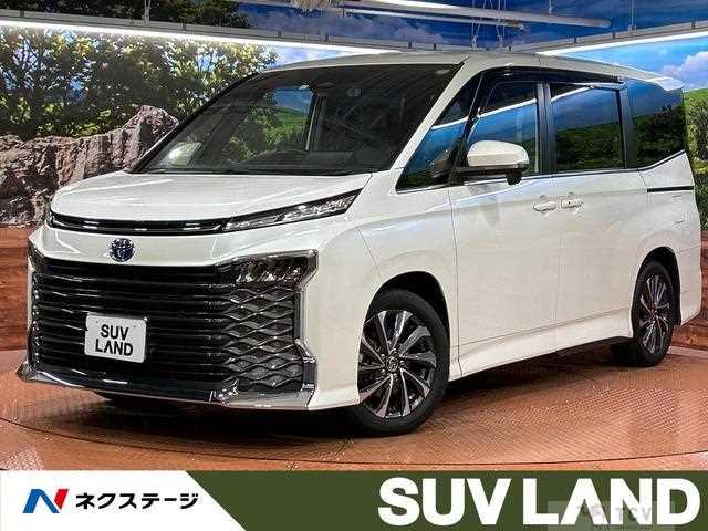 2023 Toyota Voxy