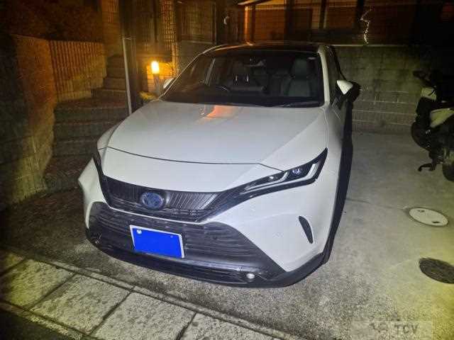 2022 Toyota Harrier Hybrid