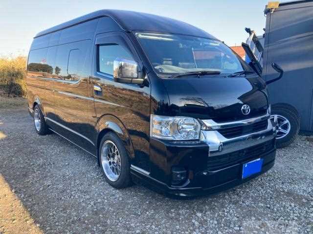 2023 Toyota Hiace Wagon