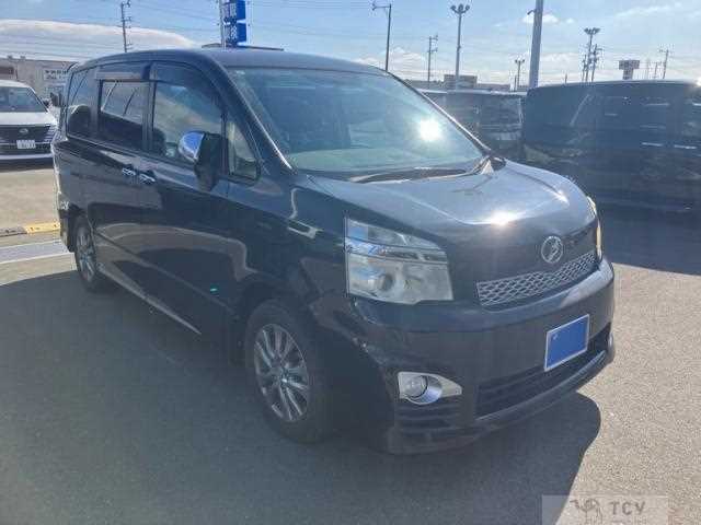 2013 Toyota Voxy