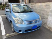 2003 Toyota Raum